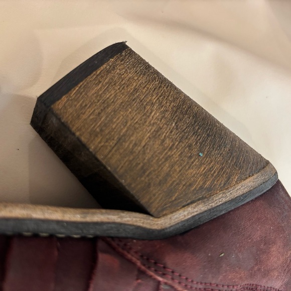 FREE PEOPLE Sz 8.5 (estimated) Burgundy Strappy Leather Ankle Boots Stacked Heel - Picture 9 of 14